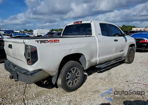 2017 Toyota Tundra Double Cab Sr z USA, uszkodzony, nr VIN 5TFUW5F11HX628455